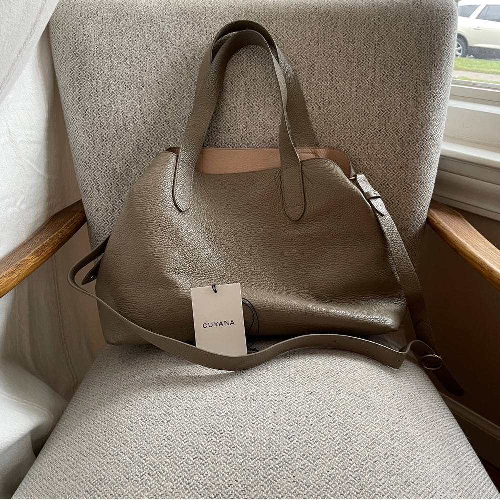 CUYANA ZIPPERED SATCHEL